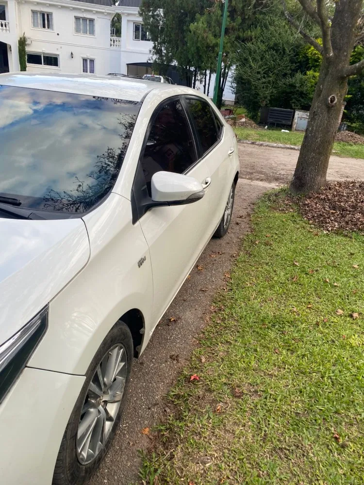 Toyota COROLLA  SEG CVT 1.8 — foto 6
