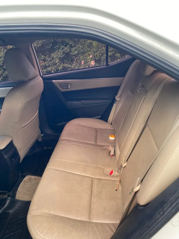 Toyota COROLLA  SEG CVT 1.8 — foto 8