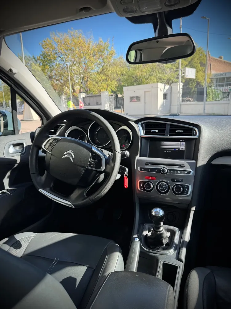 Citroën C4 Lounge — foto 3