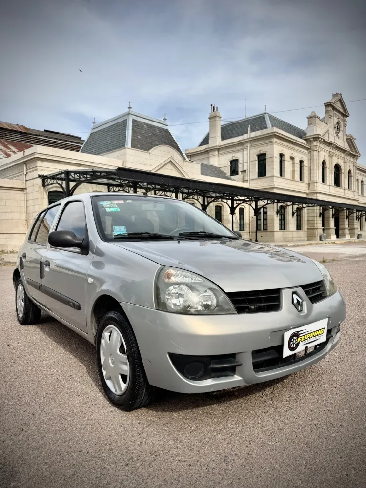 Renault clio — foto 7