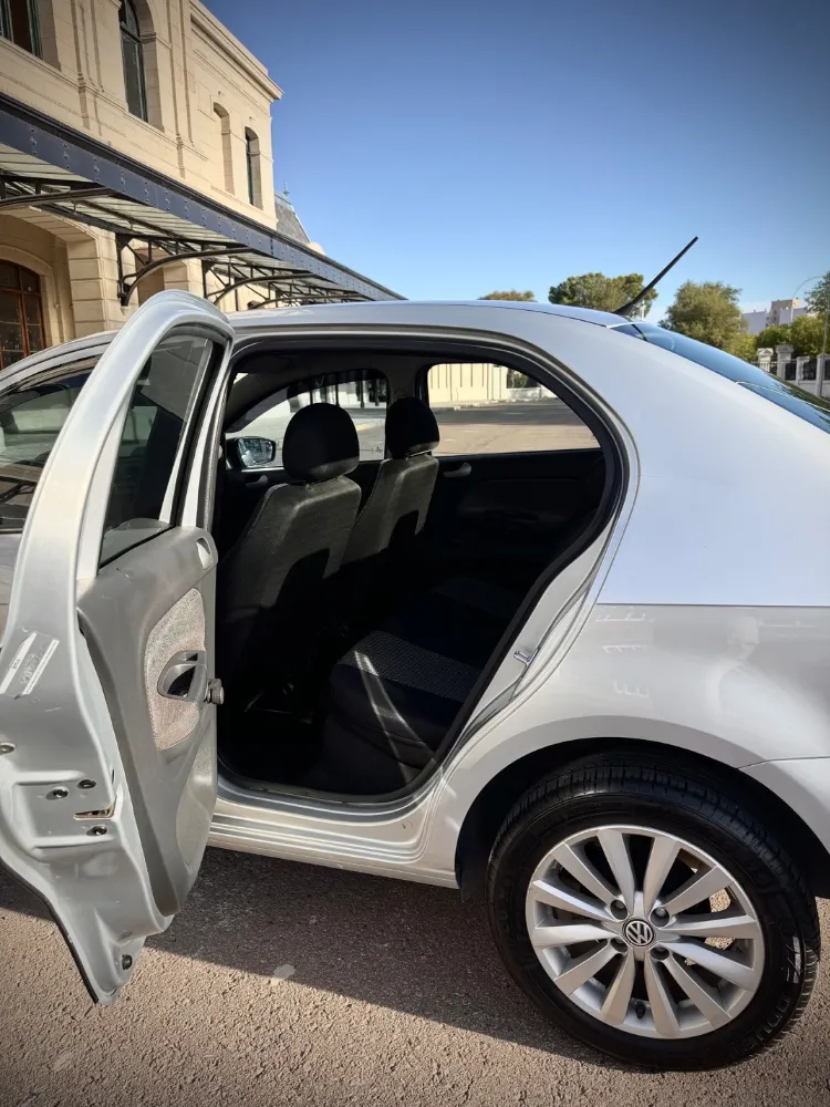 Volkswagen Vogaye 1.6 — foto 3
