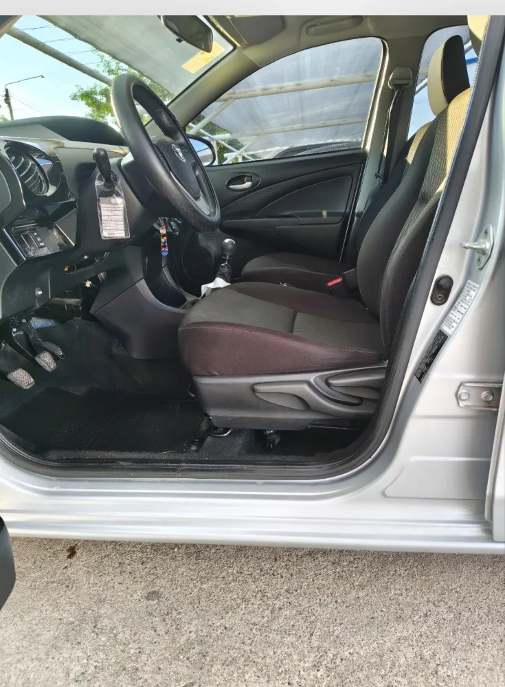 Toyota ETIOS  1.5 X 5 PTAS  — foto 6