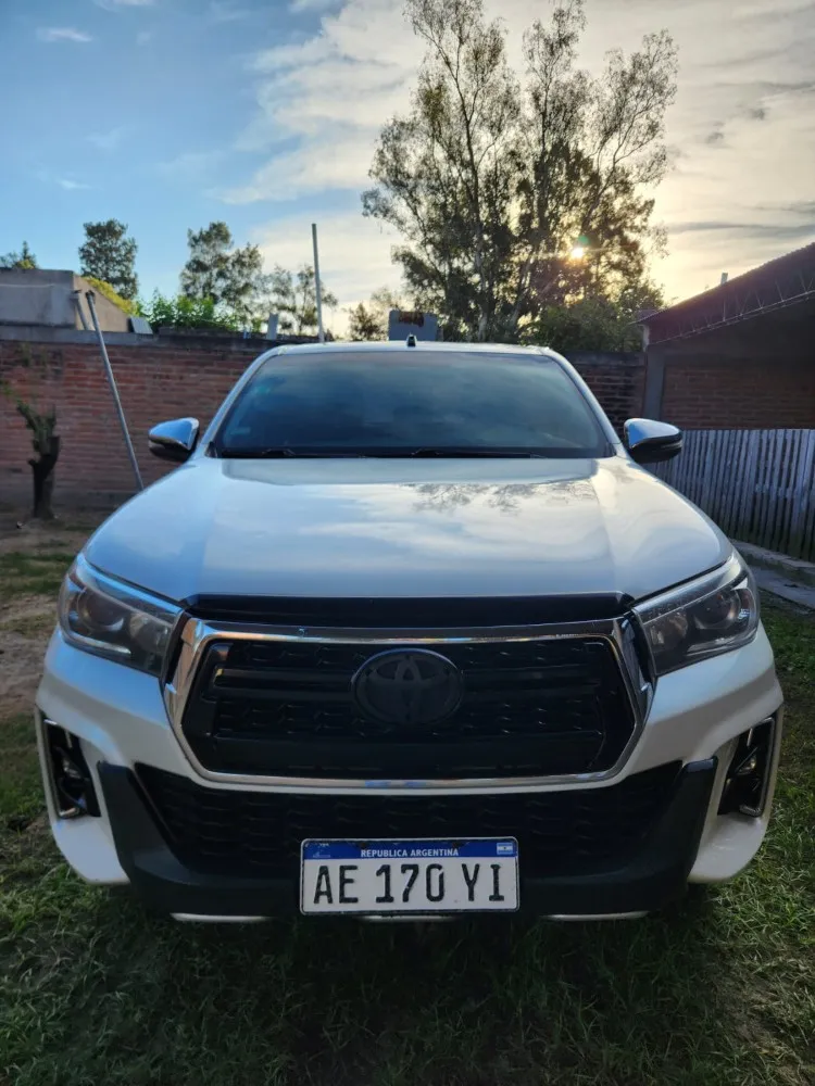 Toyota Hilux  2.8 SRX 4X2  6 MT — foto 4