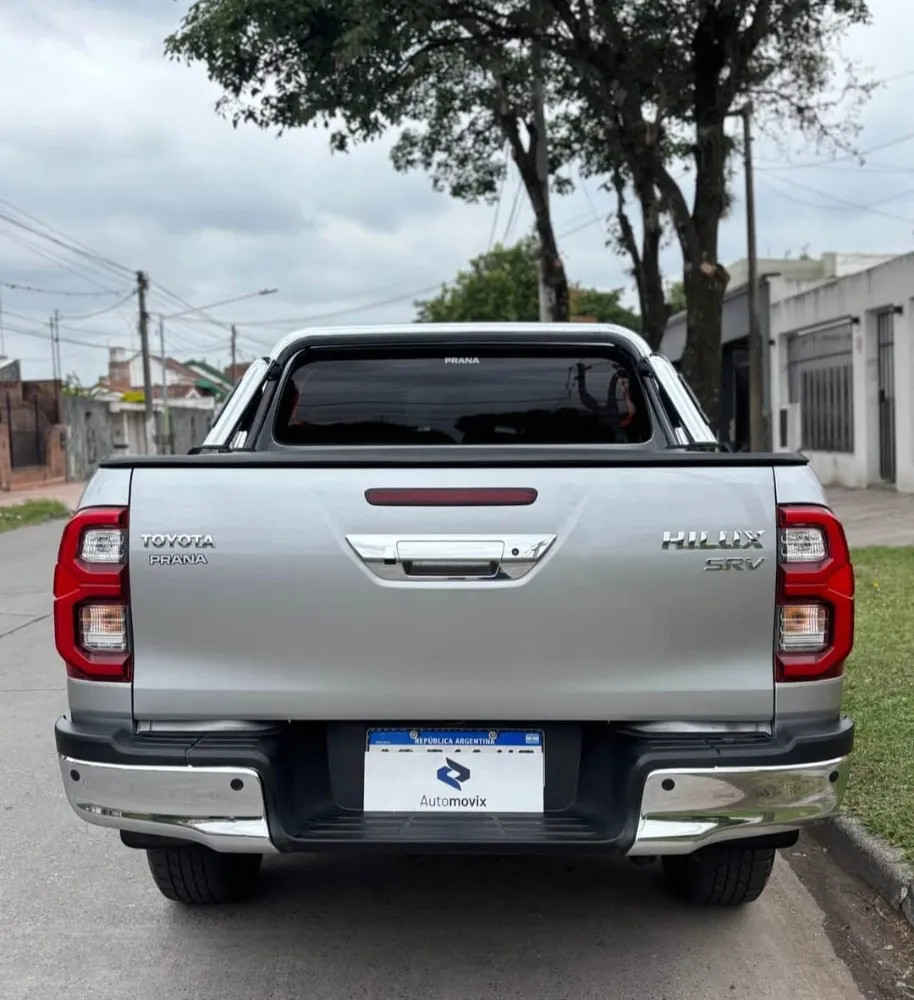 Toyota Hilux SRX  2.8 4X2 AT — foto 3