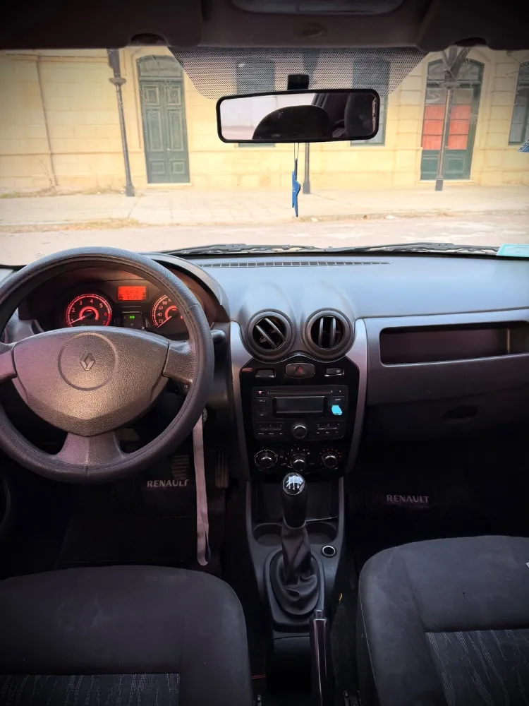 Renault Sandero — foto 3