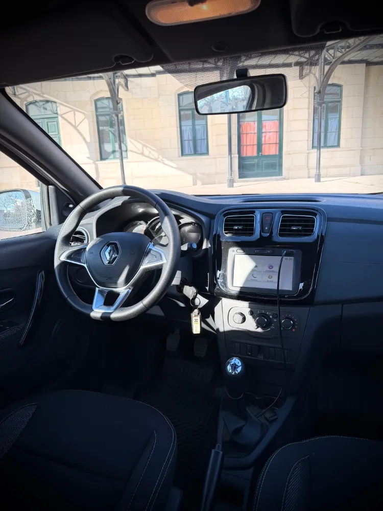 Renault Logan — foto 5