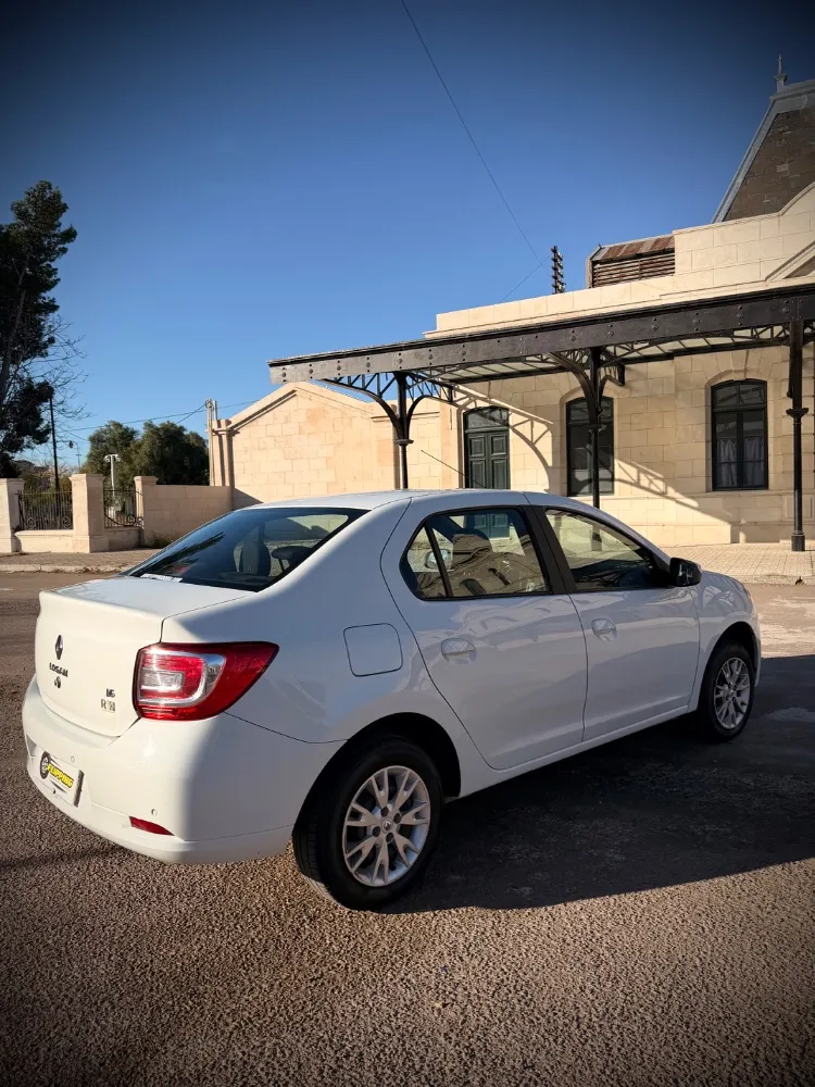 Renault Logan — foto 9