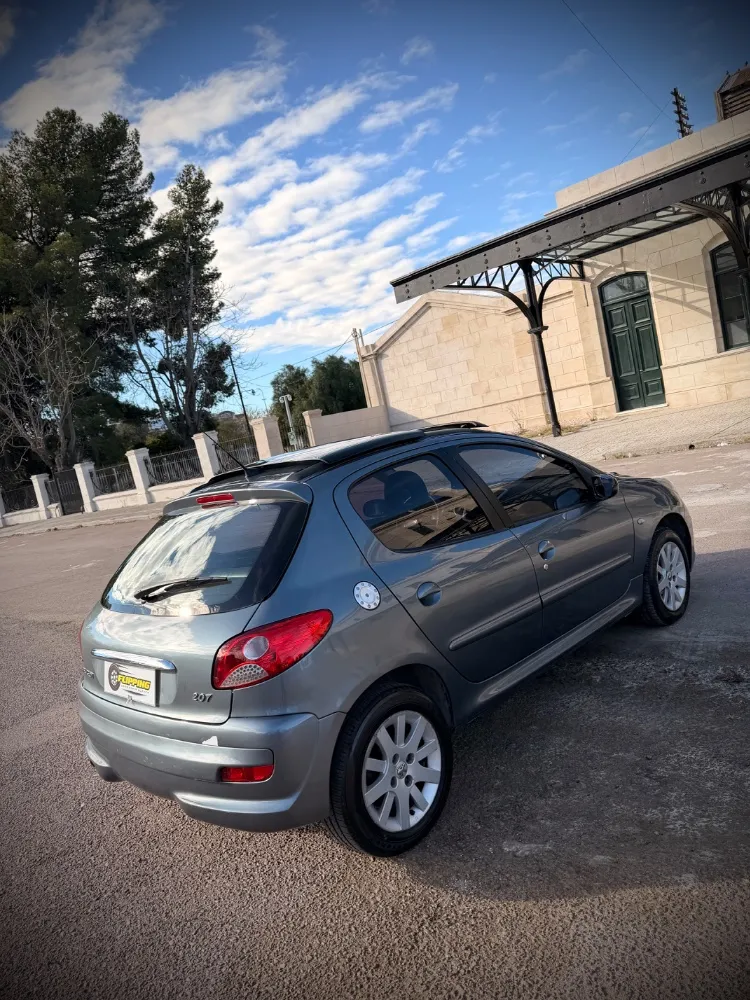 Peugeot 207 HDI — foto 7
