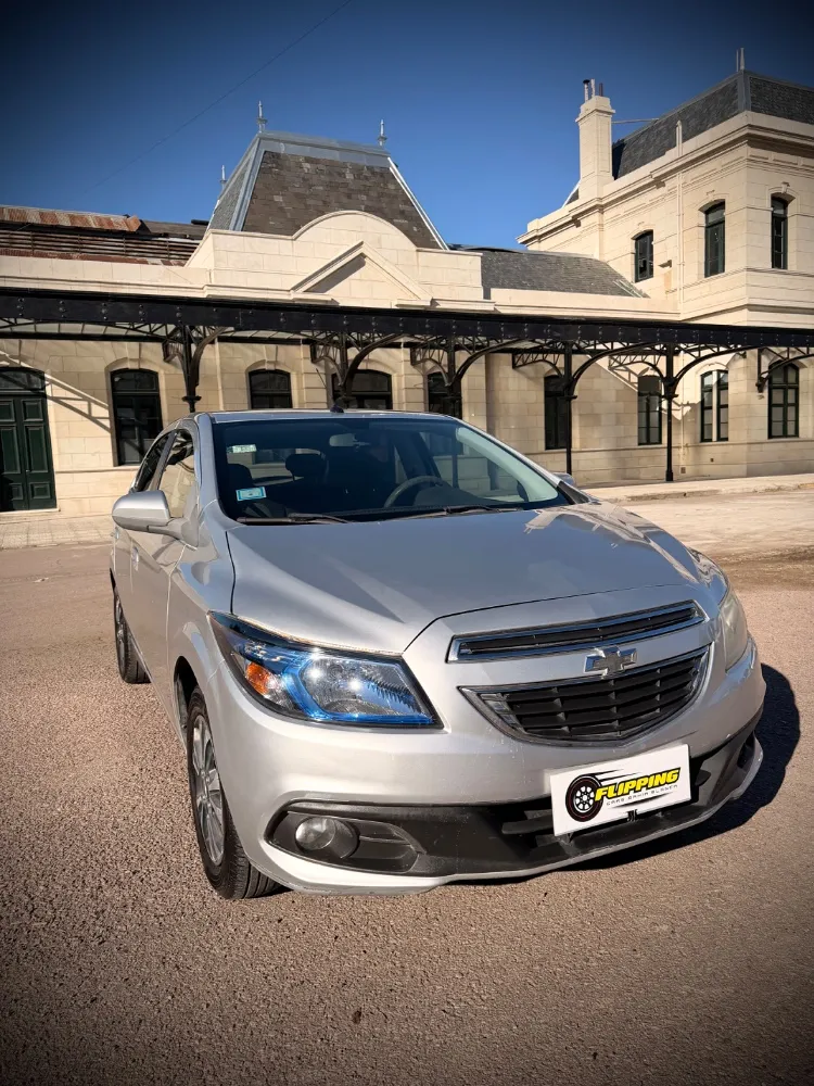 Chevrolet Ónix LTZ — foto 8