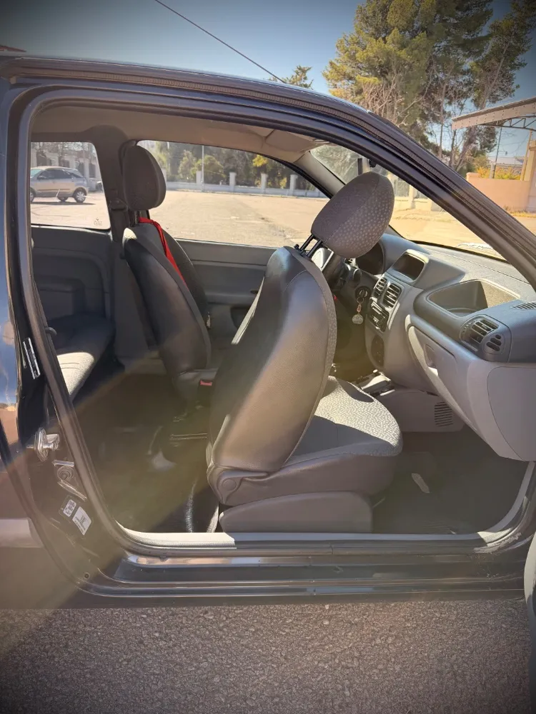 Renault Clio Pack Plus — foto 3