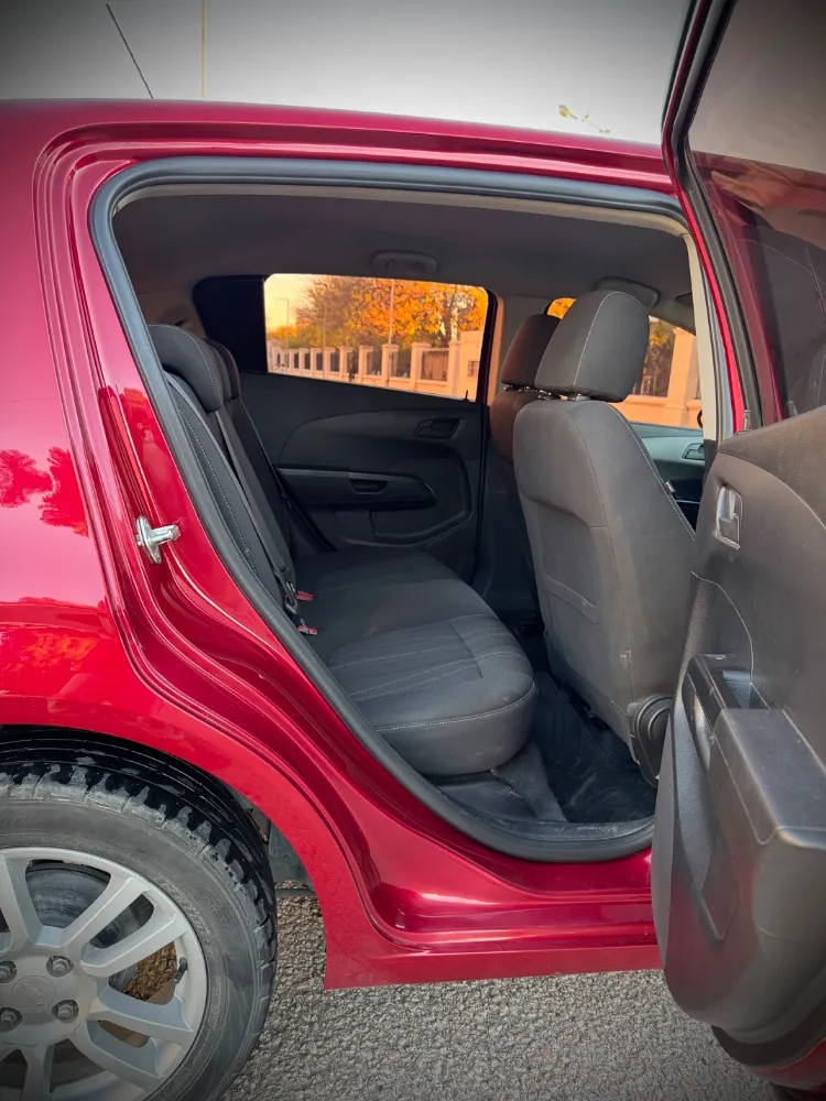 Chevrolet Sonic LT — foto 4