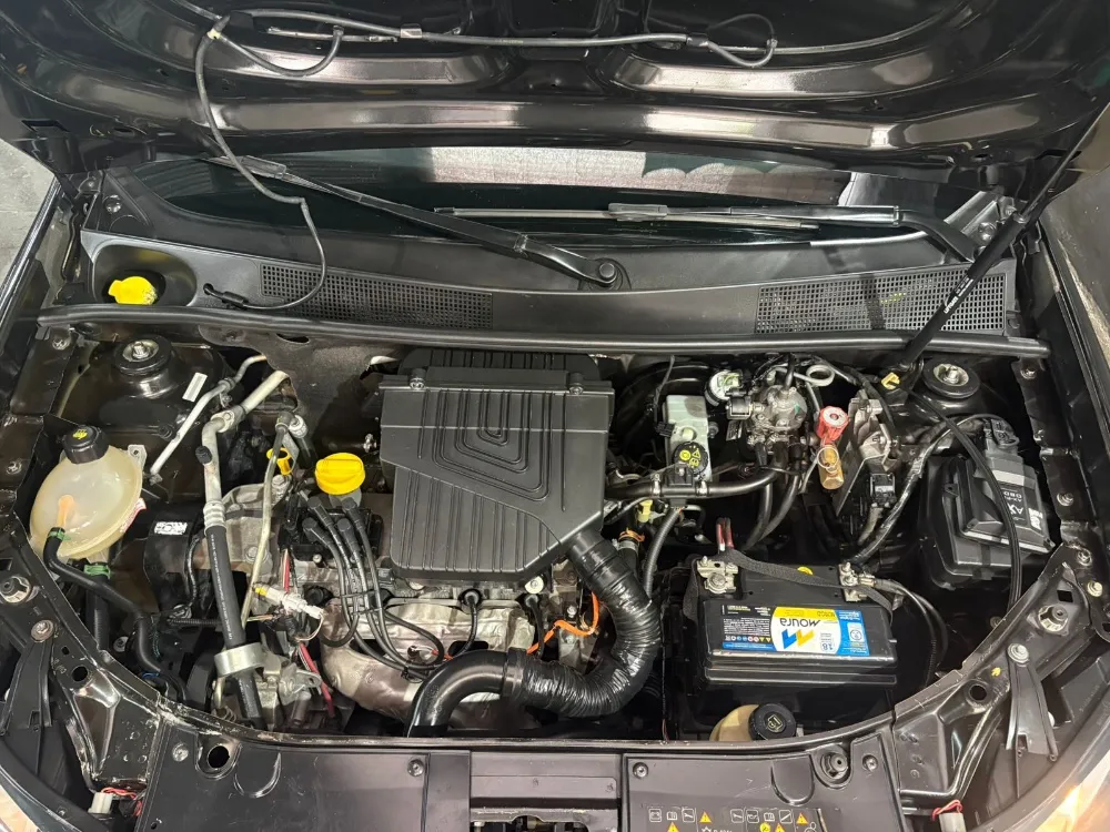 Renault Logan Authentique 1.6 c/ gnc — foto 9