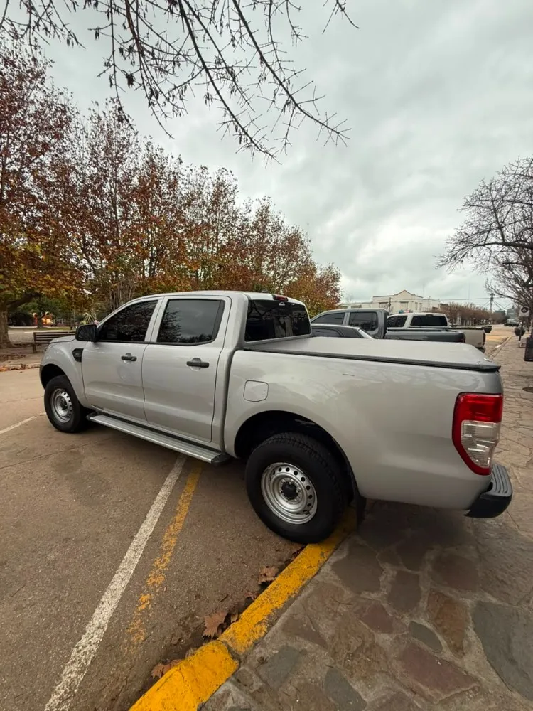 Ford Ranger 2.2 — foto 3