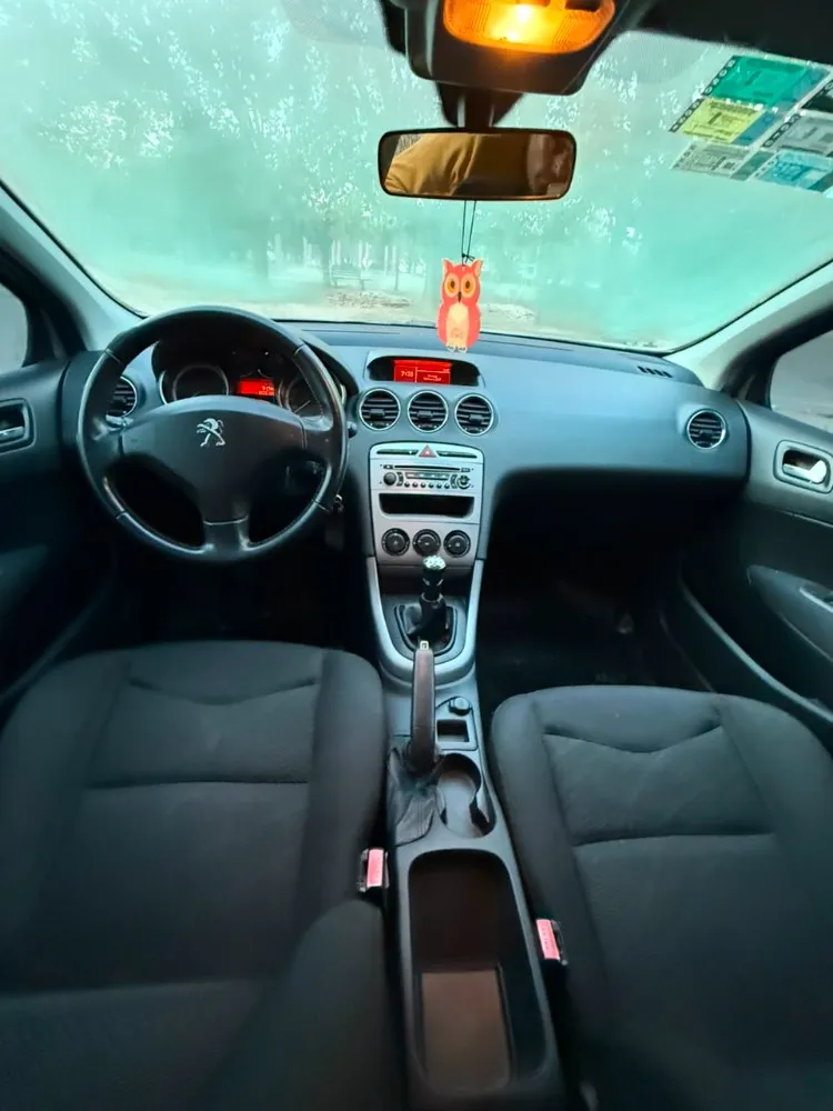 Peugeot 308 Active HDI — foto 4
