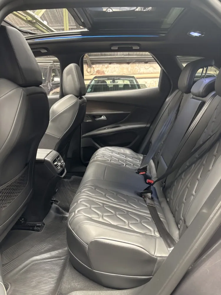Peugeot 3008  GT PACK HYBRID4 — foto 13