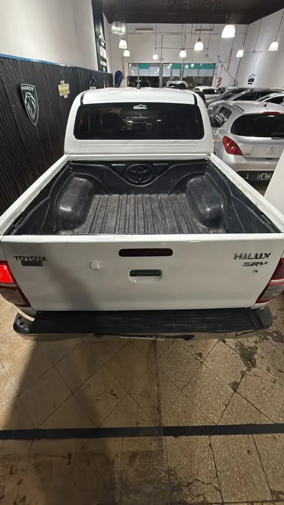 Toyota Hilux SRV — foto 3