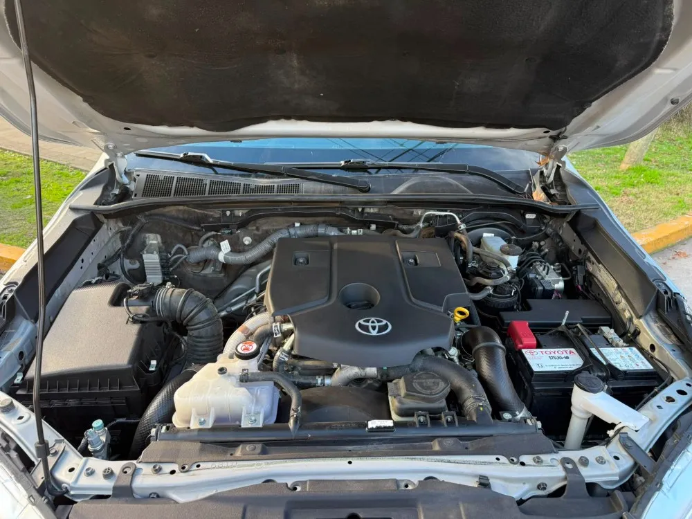 Toyota Hilux 4X4 DC DX 2.4L TDI 6 MT — foto 14