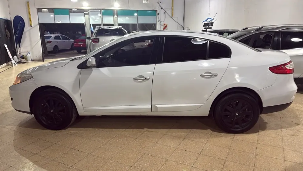 Renault Fluence — foto 3