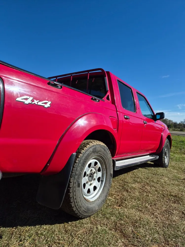 Nissan Frontier 4X4 — foto 5