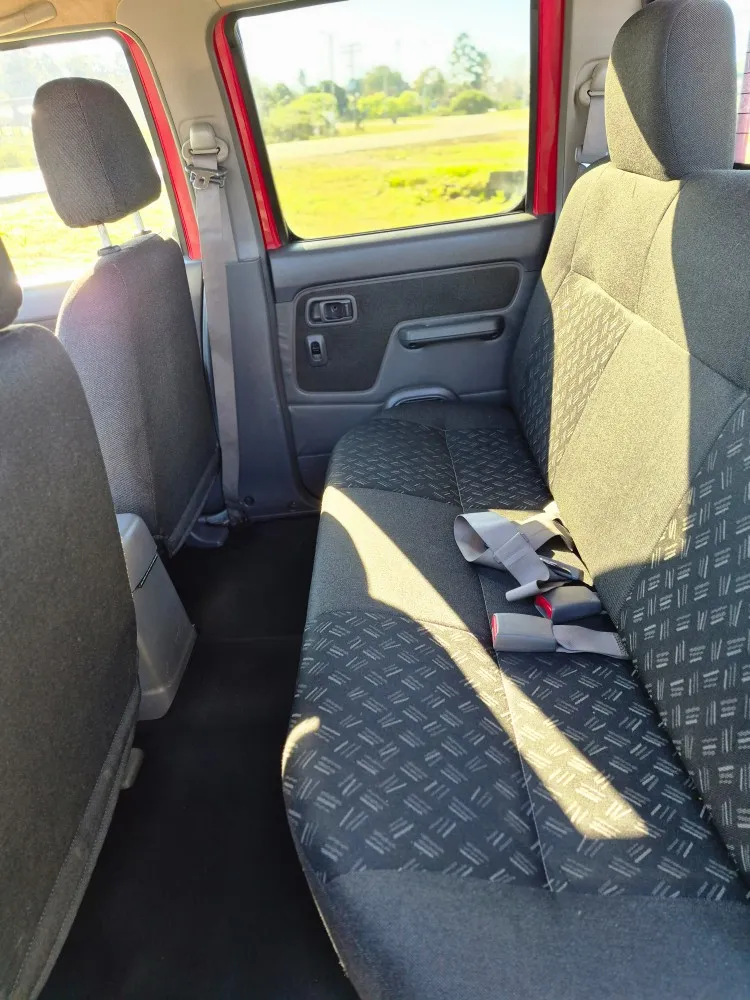 Nissan Frontier 4X4 — foto 8