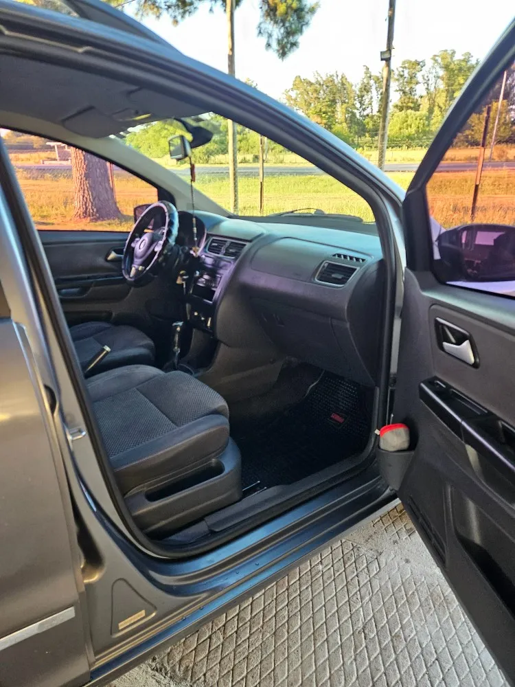 Volkswagen Suran — foto 4