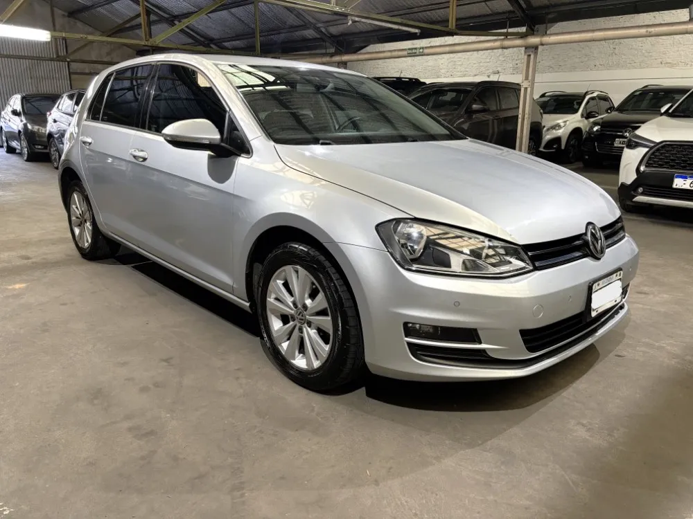 Volkswagen Golf 1.4 TSI BLUEMOTION TECHNO DSG — foto 4