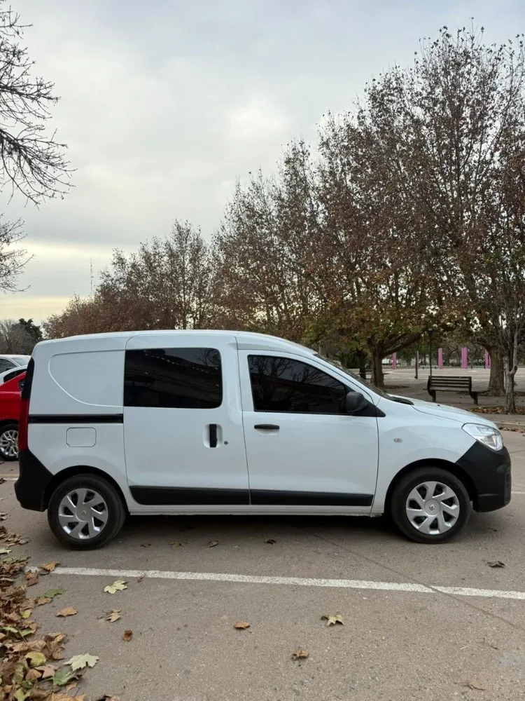 Renault KANGOO II EXPRESS CONFORT 5A — foto 5