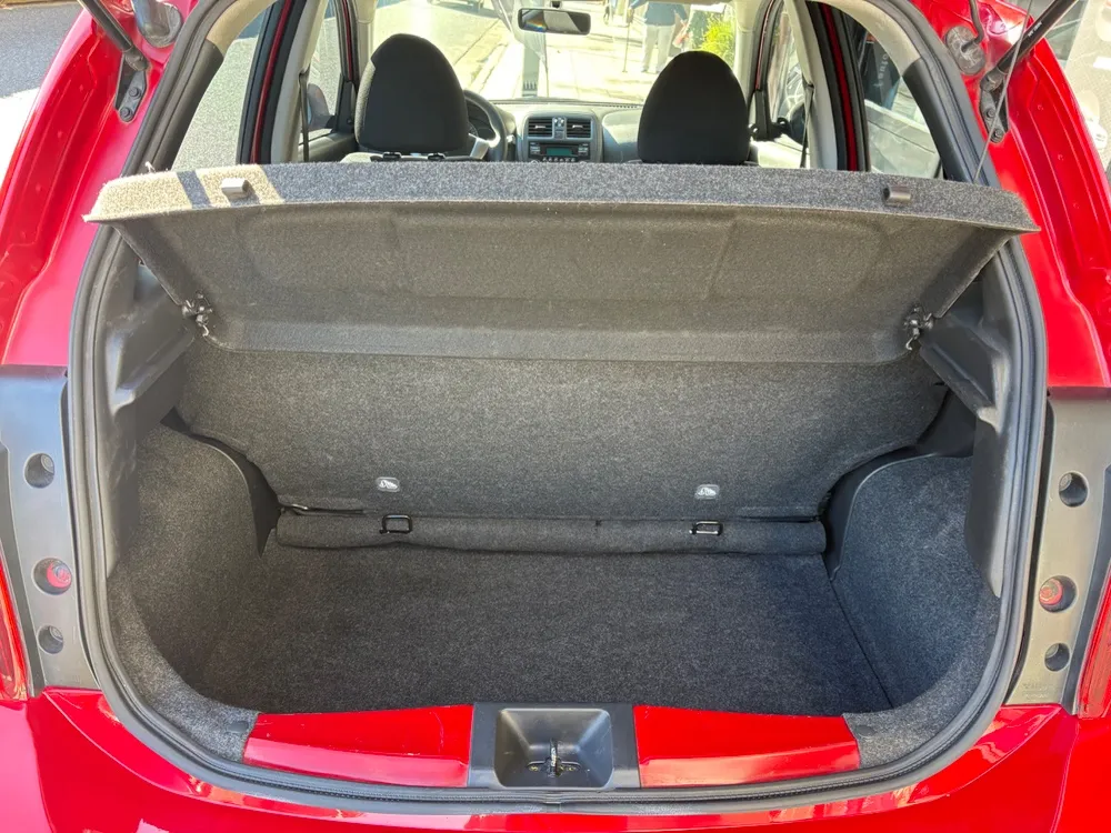 Nissan March Active 1.6  — foto 18