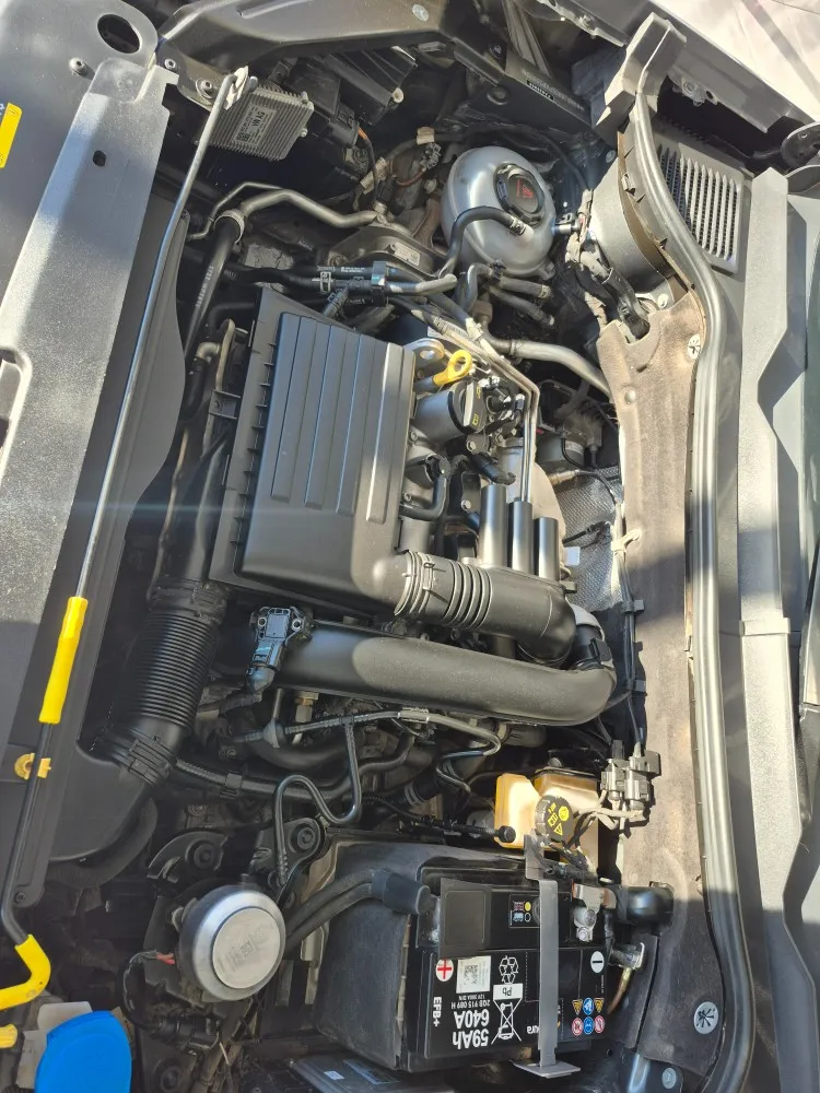 Volkswagen Taos Highline 250 TSI AT — foto 5