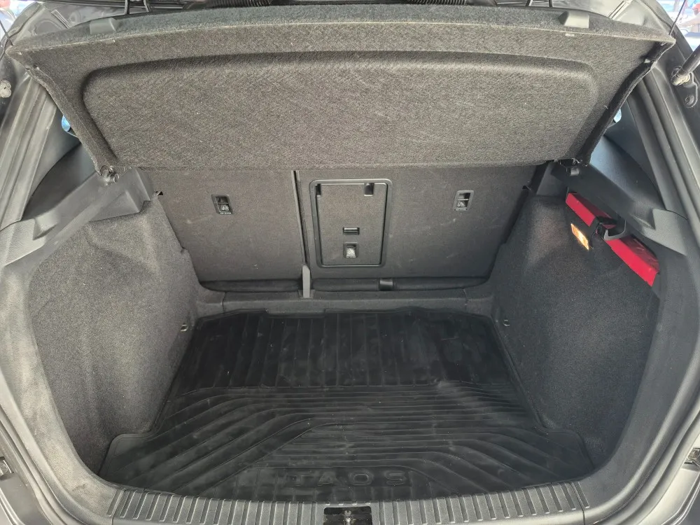 Volkswagen Taos Highline 250 TSI AT — foto 8