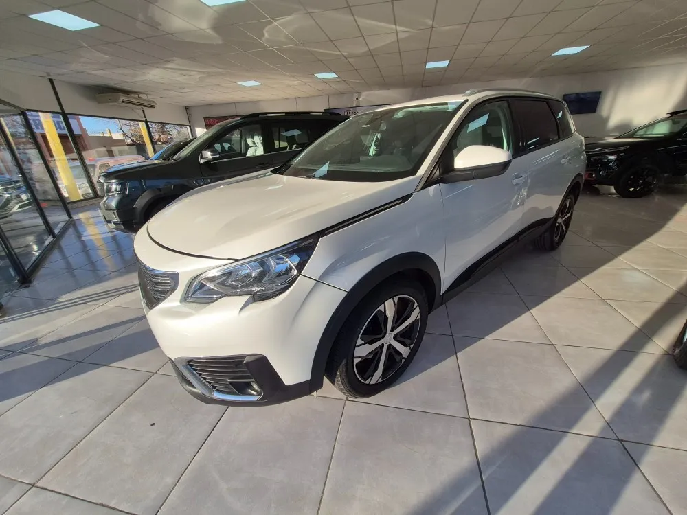 Peugeot 5008 Allure Tiptronic — foto 2