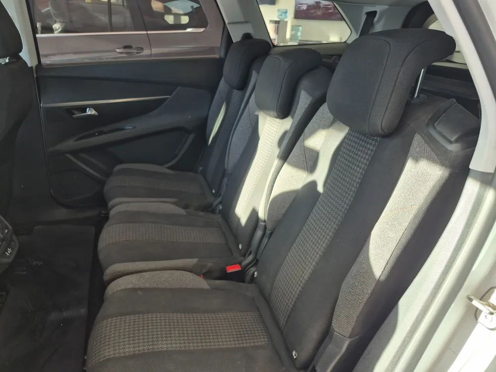 Peugeot 5008 Allure Tiptronic — foto 7