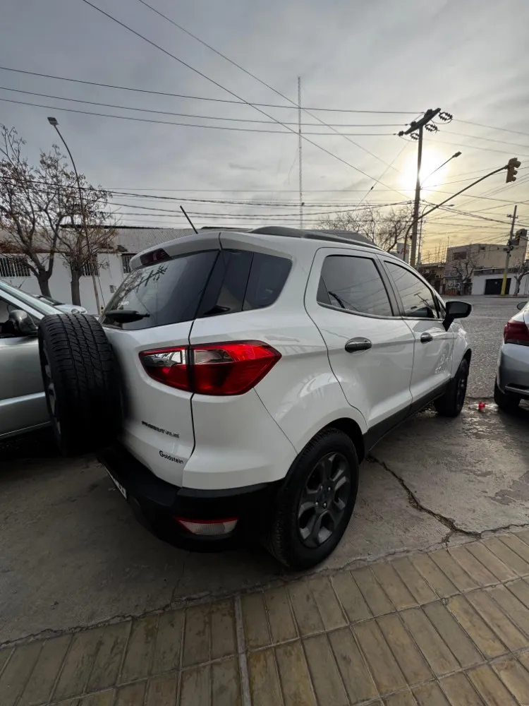 Ford Ecosport Freestyle — foto 2