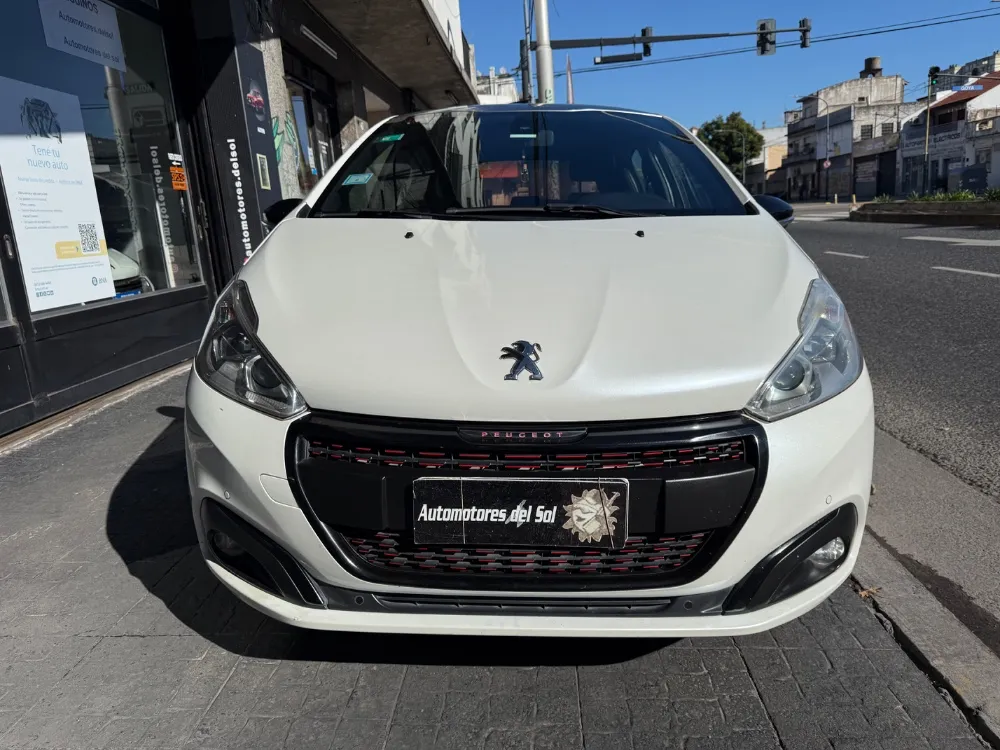 Peugeot 208 Gt 1.6 thp — foto 3