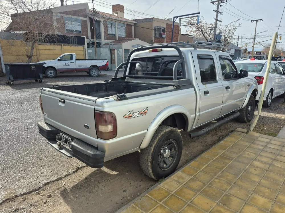 Ford Ranger XLT 4x4 — foto 5