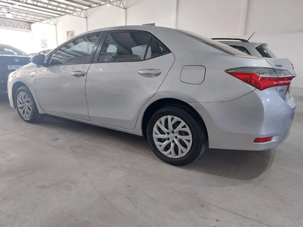 Toyota COROLLA XLI CVT — foto 7