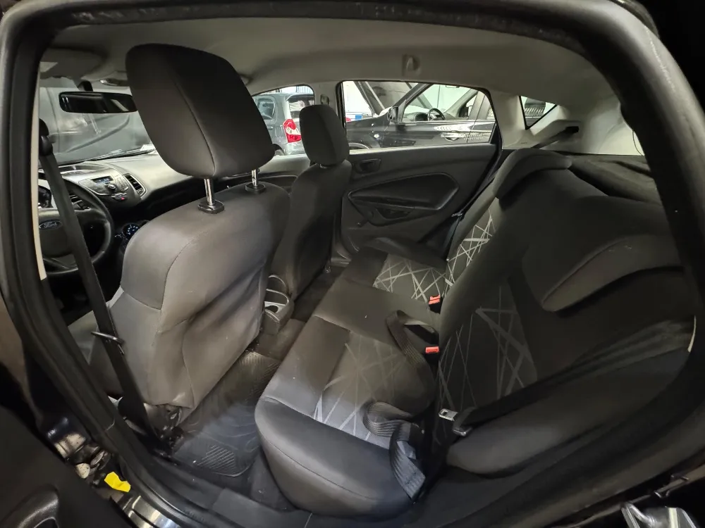 Ford Fiesta Kinetic 1.6 S 120cv — foto 2