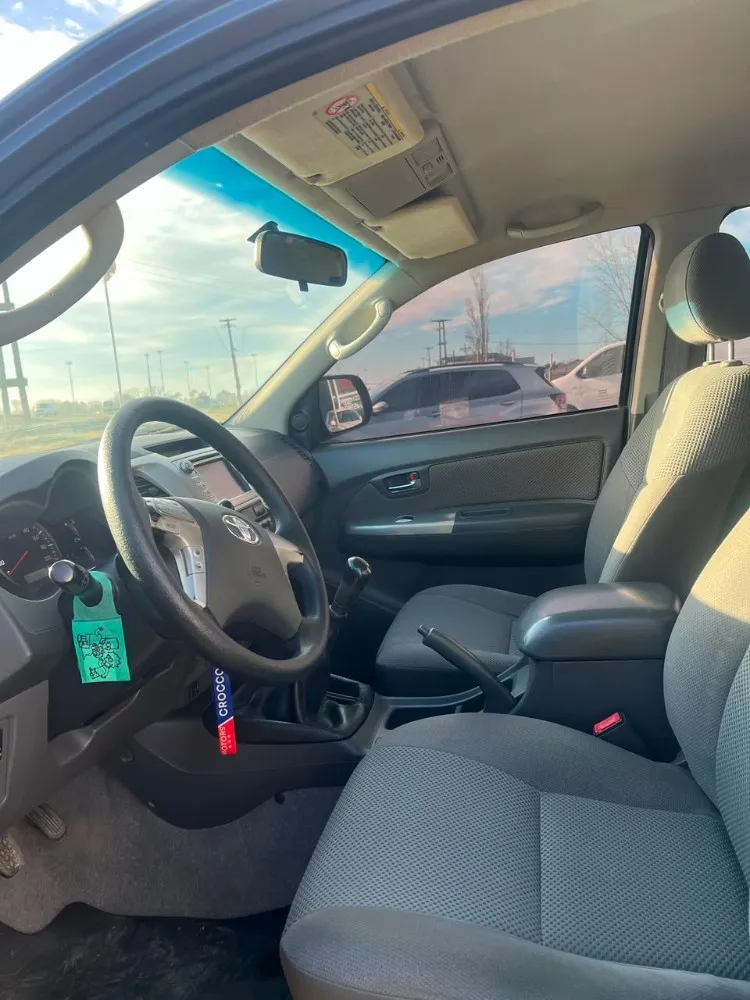Toyota HILUX SRV 4X4 — foto 4