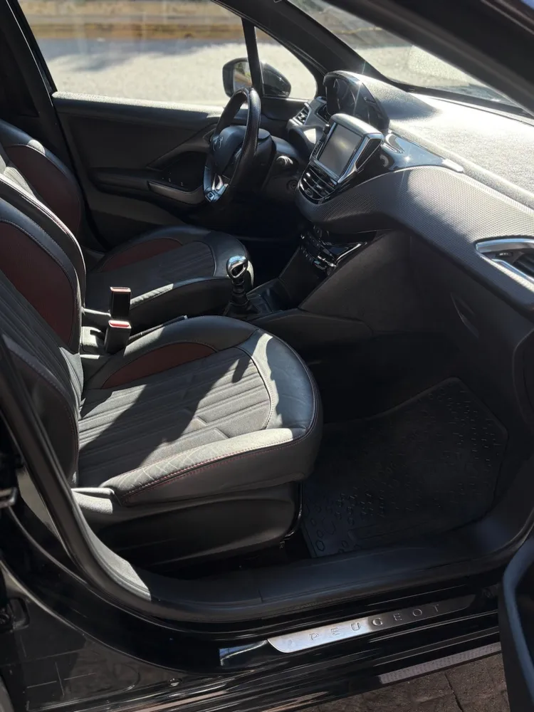 Peugeot 208 GT 1.6 Thp — foto 12