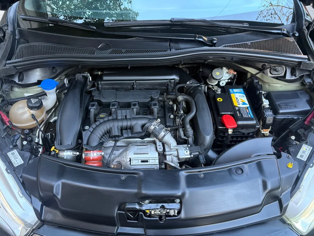Peugeot 208 GT 1.6 Thp — foto 19