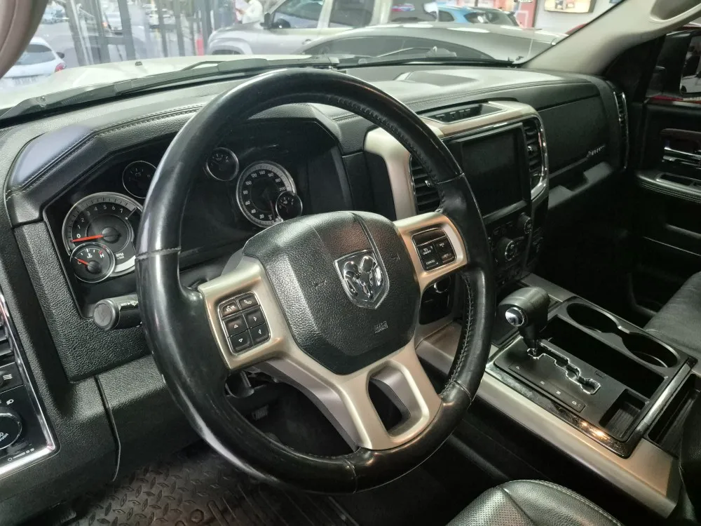 Ram 1500 Laramie — foto 7