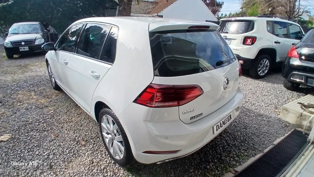 Volkswagen Golf Conforline  — foto 9