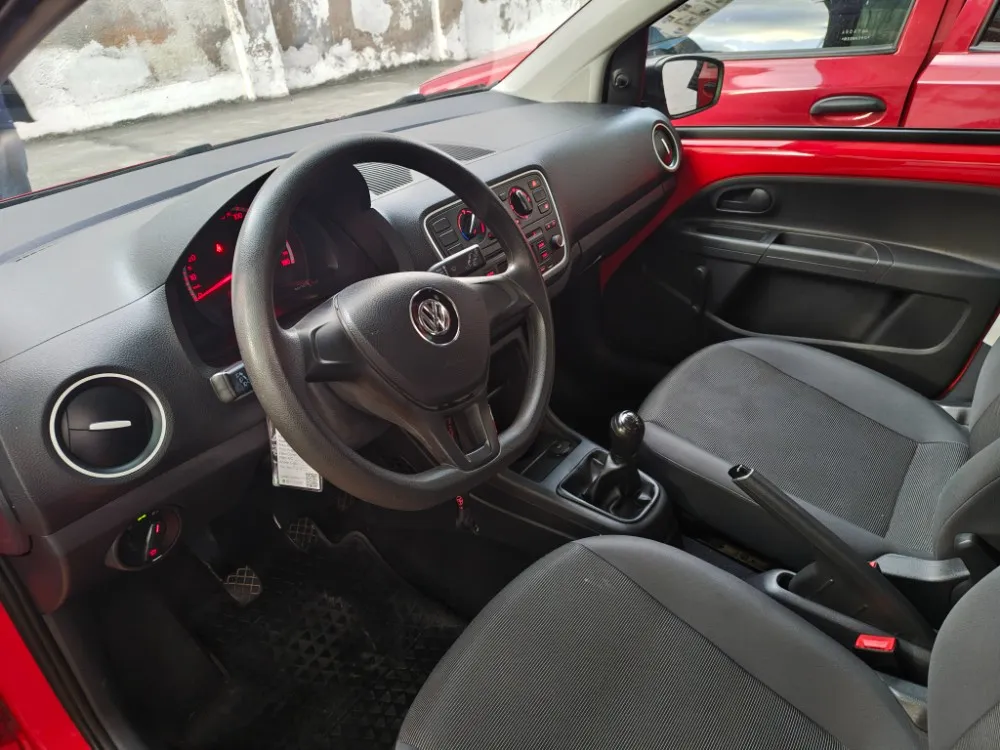 Volkswagen Up TAKE 1.0 5ptas  — foto 4