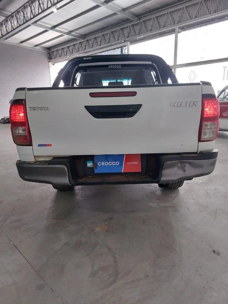 Toyota HILUX DX 4X4 MT — foto 5