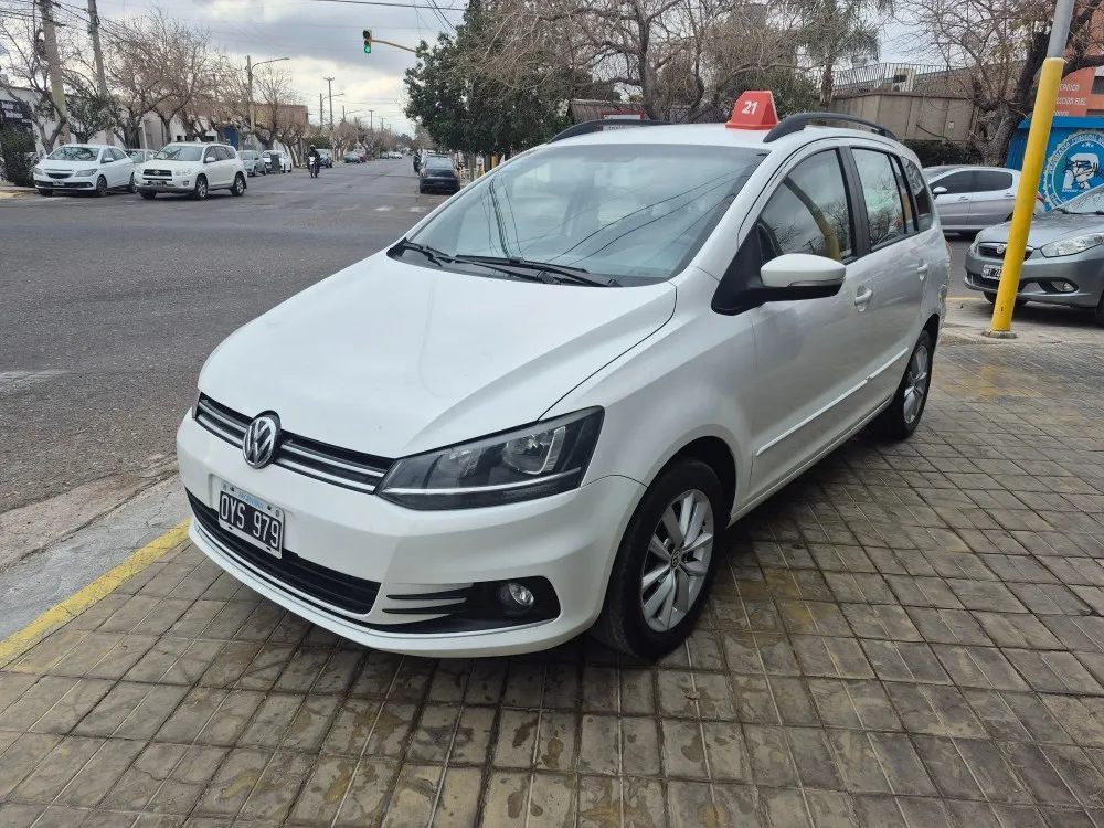 Volkswagen Suran Comfortline — foto 4