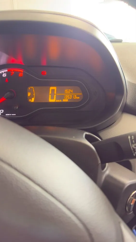 Chevrolet ONIX JOY 1.4 LS + — foto 2