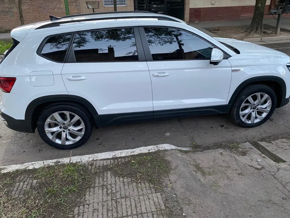 Volkswagen TAOS COMFORT 1.4 TSI — foto 2