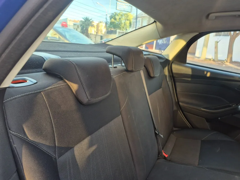 Ford Focus S — foto 4