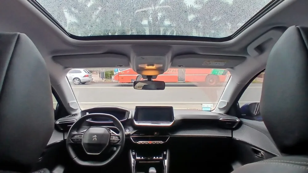 Peugeot 208 Allure — foto 6