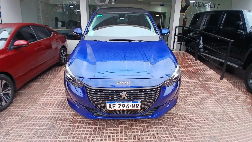 Peugeot 208 Allure — foto 10